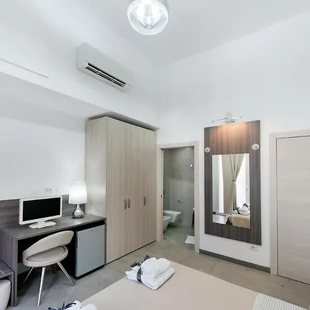 Byron لا سبيتسْيا